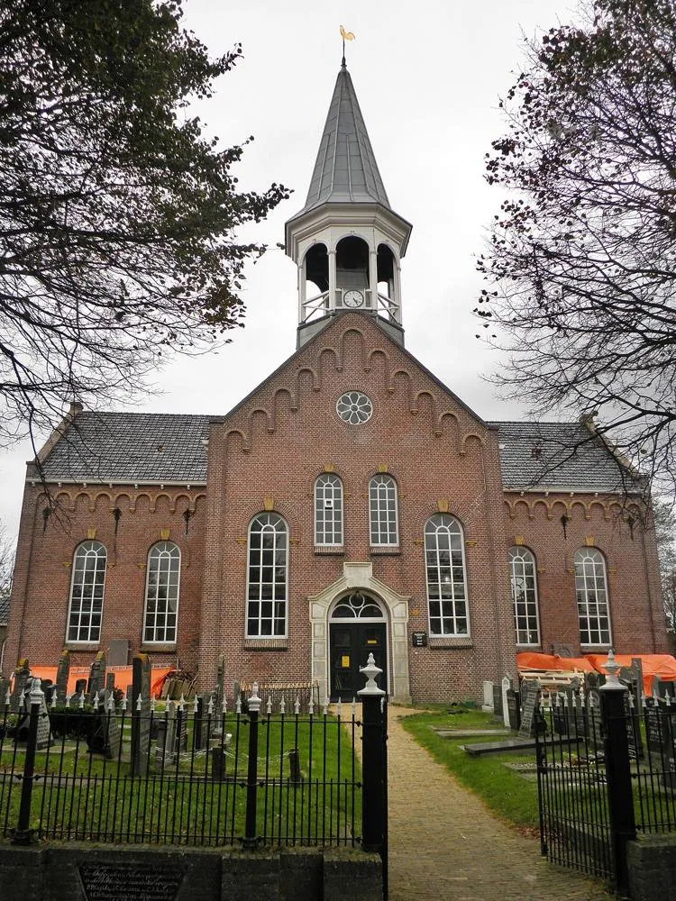 Midsland: Kruiskerk in Midsland op Terschelling -01