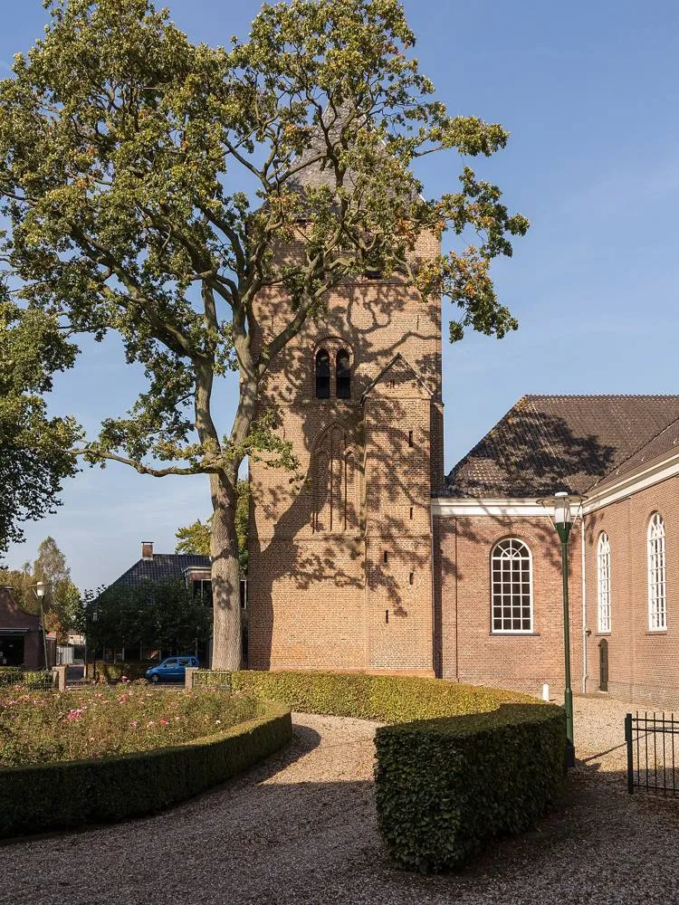 Den Ham: Den Ham, de Nederlands Hervormde kerk RM19999 foto2 2014-10-04 15.37